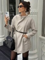 ⁦معطف صوف كلاسيكي بجيوب وياقة بسيطة⁩ - الصورة ⁦5⁩