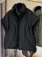 ⁦معطف انيق بسحاب وبدون أكمام⁩ - الصورة ⁦7⁩