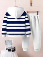 ⁦طقم أولاد قطعتين  تصميم فضفاض وطبعات ملونة⁩ - الصورة ⁦29⁩