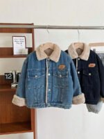 ⁦جاكيت جينز مبطن للأولاد⁩ - الصورة ⁦4⁩