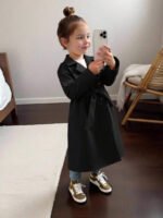 ⁦معطف بناتي طويل خفيف⁩ - الصورة ⁦39⁩