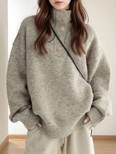 كنزة صوفية نسائية فضفاضة بياقة نصفية