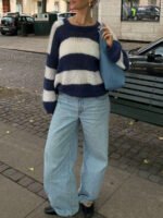 ⁦سويتر نسائي فضفاض ب بألوان متداخلة⁩ - الصورة ⁦4⁩